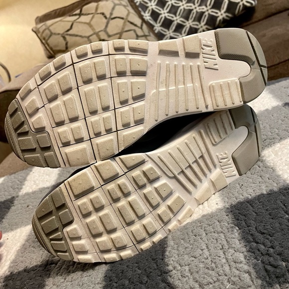 Nike Air Max Tavas - Picture 4 of 6